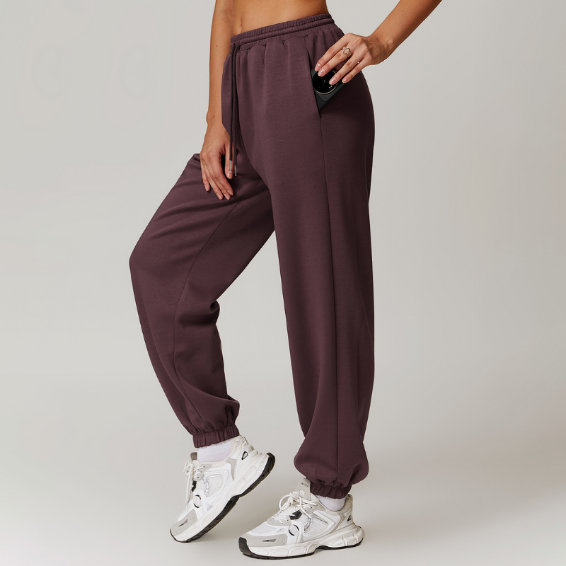 Women's Lightweight Performance Sweatpants