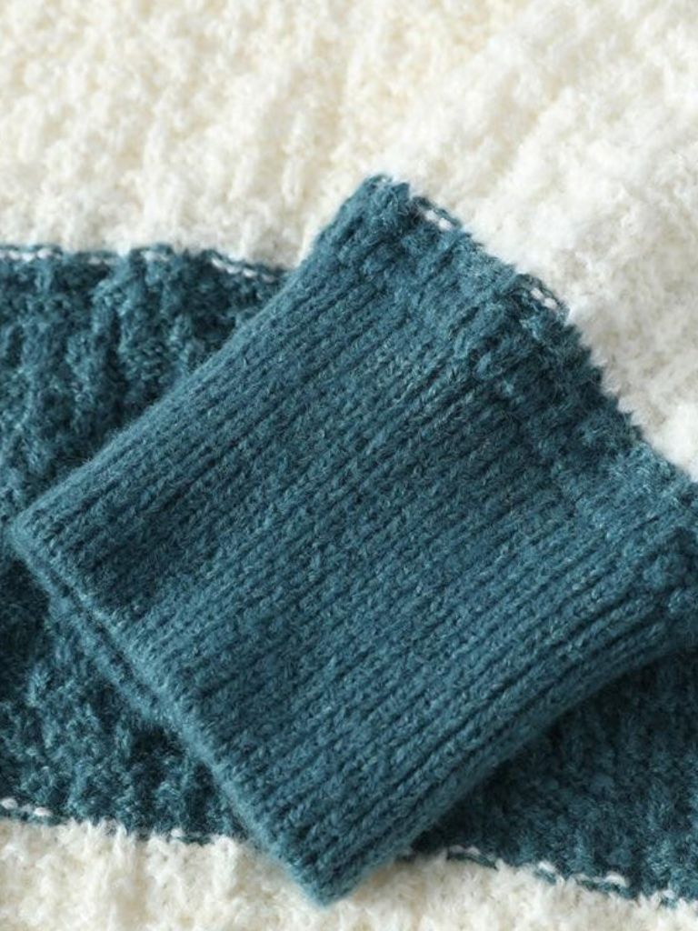 Men's Contemporary Knit Sweater-Outfit2Go