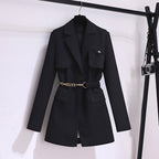 Women's Tailored Blazer - Chic and Stylish Outerwear