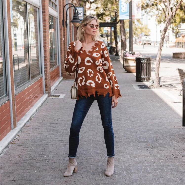 Women's Oversized Tie-Dye Knitted Sweater with Fringe Hem and Round Neck-Outfit2Go