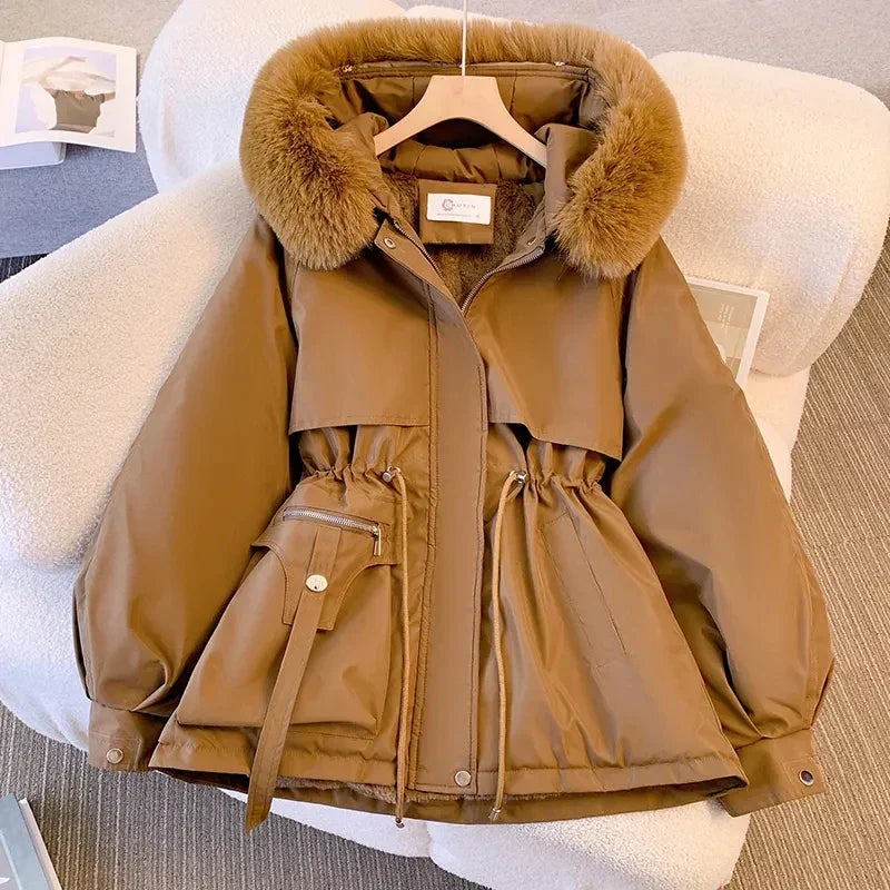 Women's Luxurious Fur Coat