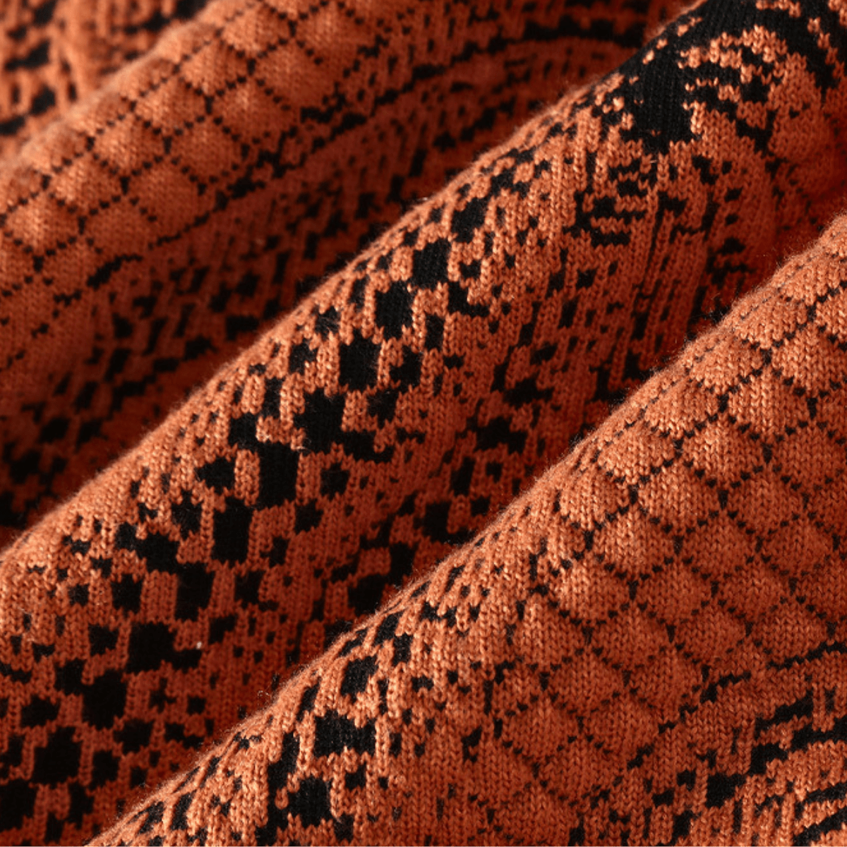 Men's Cozy Pumpkin Knit Sweater - Stylish Fall Essential for Comfort and Warmth-Outfit2Go